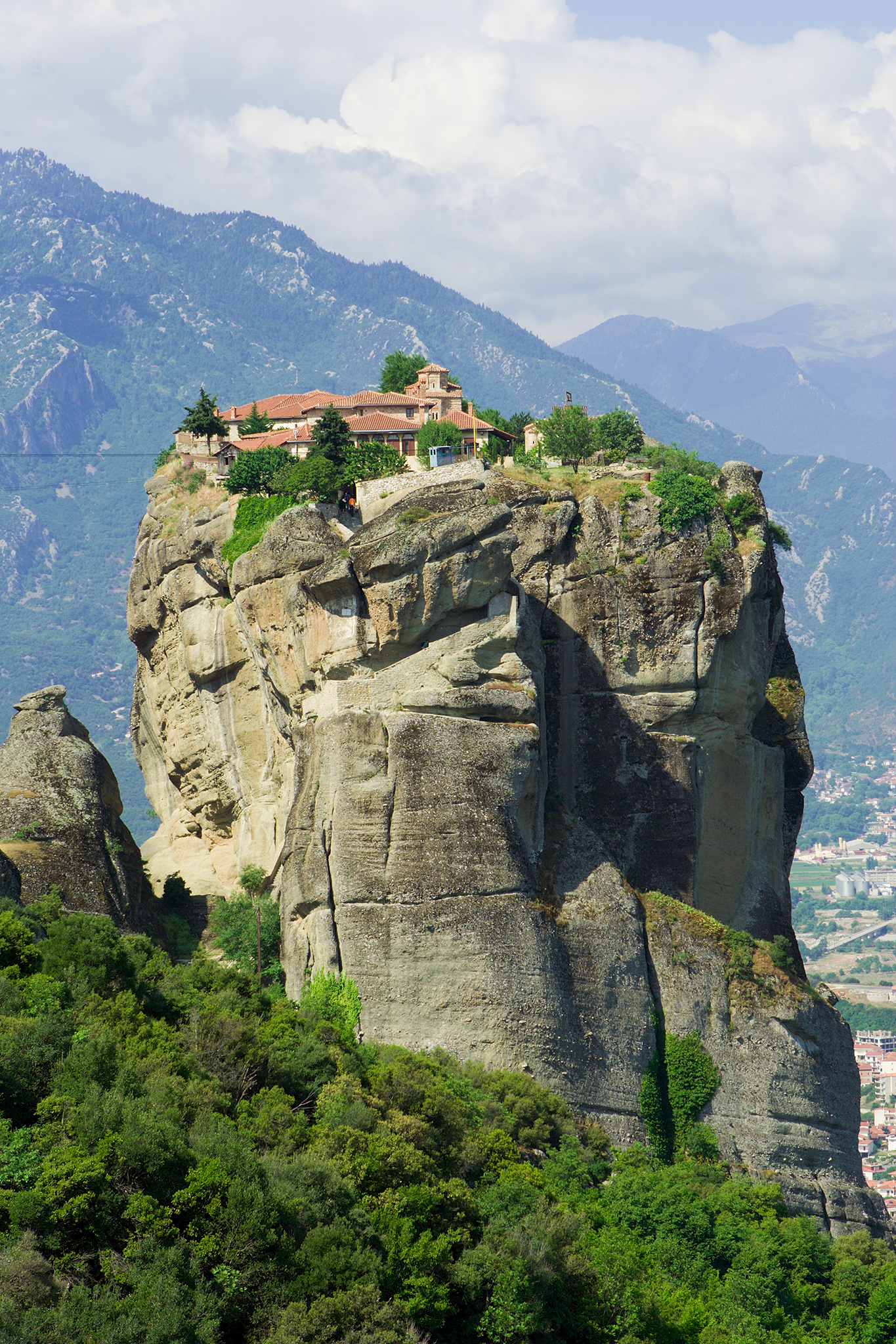 The Spiritual Oasis of Meteora: A Glimpse into Greece's Ancient Monasteries